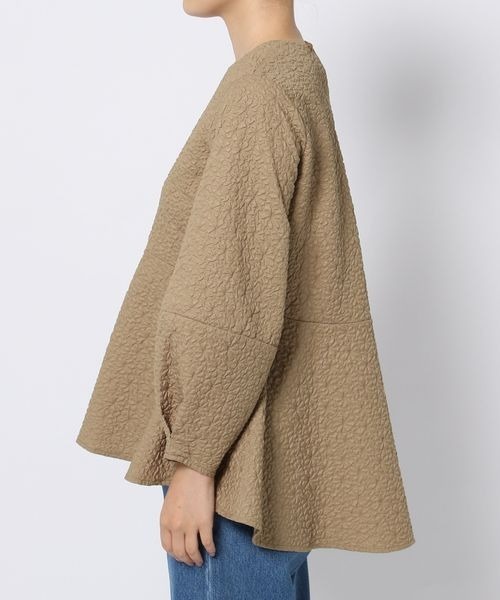mysty woman(ミスティウーマン)の「ペプラムジャガードチュニックブラウス 976663(Tシャツ/カットソー・レディース・モカ/アイボリー/ブラック・FREE)」の11枚目の写真