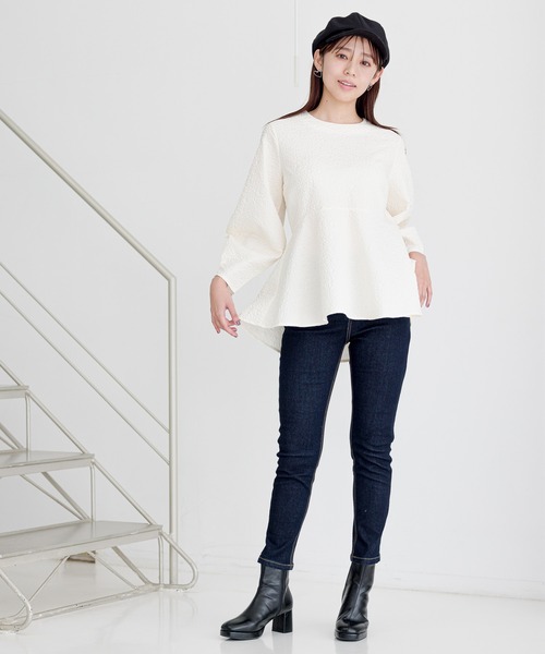 mysty woman(ミスティウーマン)の「ペプラムジャガードチュニックブラウス 976663(Tシャツ/カットソー・レディース・モカ/アイボリー/ブラック・FREE)」の20枚目の写真