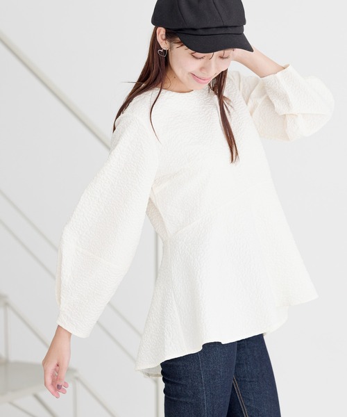 mysty woman(ミスティウーマン)の「ペプラムジャガードチュニックブラウス 976663(Tシャツ/カットソー・レディース・モカ/アイボリー/ブラック・FREE)」の22枚目の写真