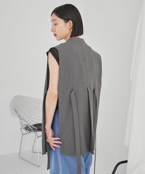 PUBLIC TOKYO（パブリックトウキョウ）の「セパレートオーバージレ（ベスト・レディース・ブラック/グレー・FREE）」の4枚目の写真