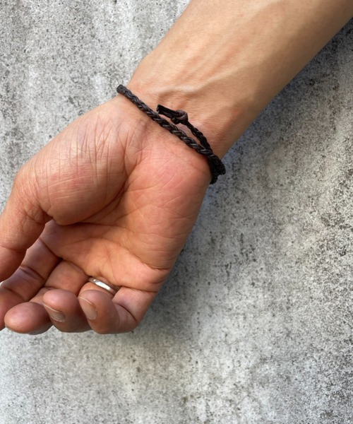 ANCHOR（アンカー）の「ワックスコード/ミサンガ（ブレスレット・メンズ・マルチ/ダークブラウン・FREE）」の6枚目の写真