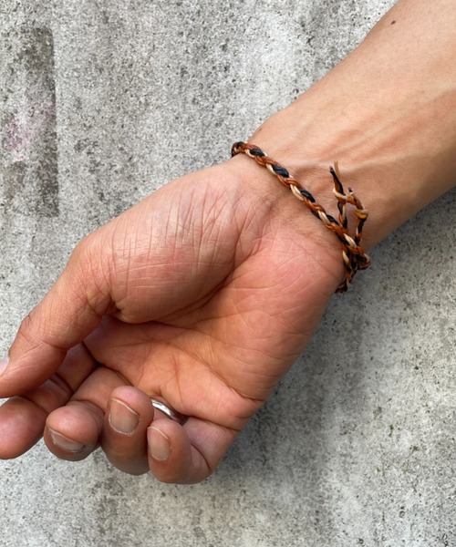 ANCHOR（アンカー）の「ワックスコード/ミサンガ（ブレスレット・メンズ・マルチ/ダークブラウン・FREE）」の5枚目の写真