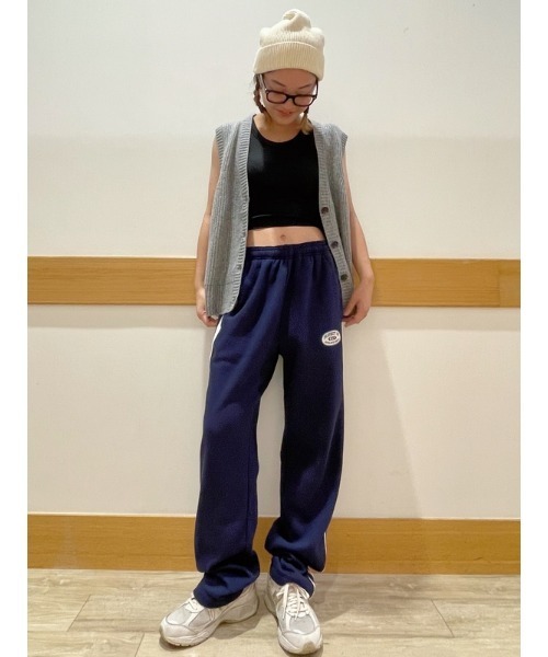 GAP（ギャップ）の「GAPロゴトラックパンツ(ユニセックス