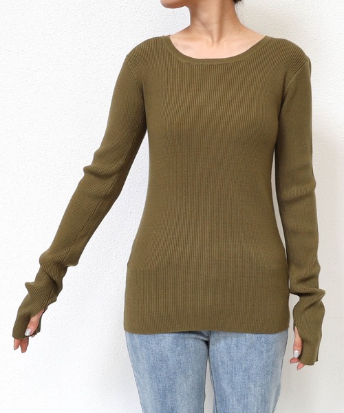 andme(アンドミー)の「【新色追加】サムホール長袖リブニットトップス(ニット/セーター・レディース・ブラウン/ブラック/ブルー系その他/オレンジ/カーキ/ホワイト×ブラック/オフホワイト/ベージュ系その他/ブラック×ホワイト/チャコールグレー/レッド/ネイビー/ブラウン系その他・L/M)」の18枚目の写真