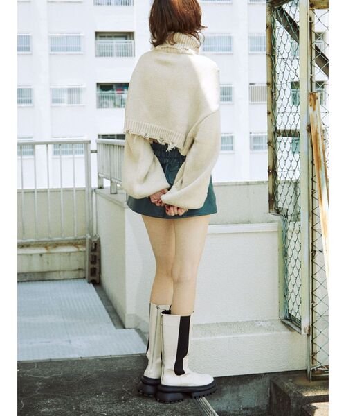 jouetie（ジュエティ）の「ダメージケーブルニット（ニット/セーター・レディース・レッド/アイボリー/ブラック/ブルー・MEDIUM）」の12枚目の写真