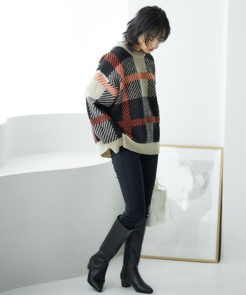 nissen(ニッセン)の「【販売終了】配色ジャガードオーバーサイズニット(ニット/セーター・レディース・ネイビー系/ブラック系/オレンジ系/サックスブルー系/ブルー系その他/グリーン系その他/オレンジ系その他・S-M/L-XL/M-L)」の14枚目の写真
