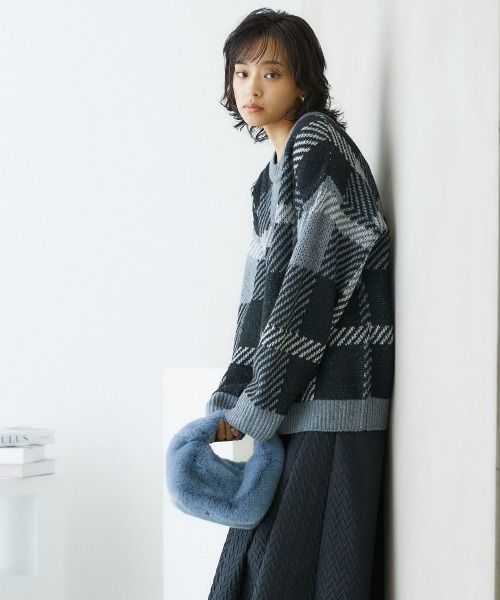 nissen(ニッセン)の「【販売終了】配色ジャガードオーバーサイズニット(ニット/セーター・レディース・ネイビー系/ブラック系/オレンジ系/サックスブルー系/ブルー系その他/グリーン系その他/オレンジ系その他・S-M/L-XL/M-L)」の18枚目の写真