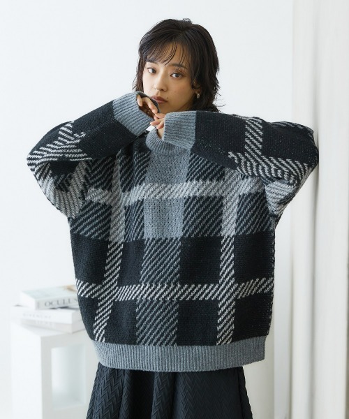 nissen(ニッセン)の「【販売終了】配色ジャガードオーバーサイズニット(ニット/セーター・レディース・ネイビー系/ブラック系/オレンジ系/サックスブルー系/ブルー系その他/グリーン系その他/オレンジ系その他・S-M/L-XL/M-L)」の16枚目の写真