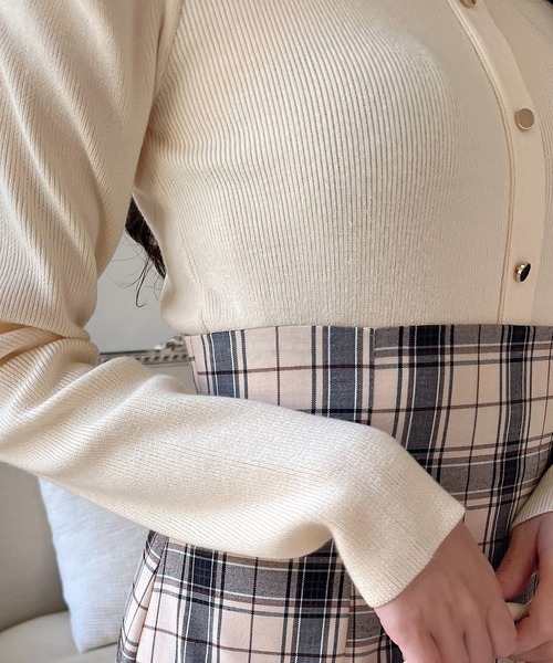 MIIA（ミーア）の「衿付パワショルニット（ニット/セーター・レディース・ブラック/ピンク/オフホワイト・FREE）」の18枚目の写真