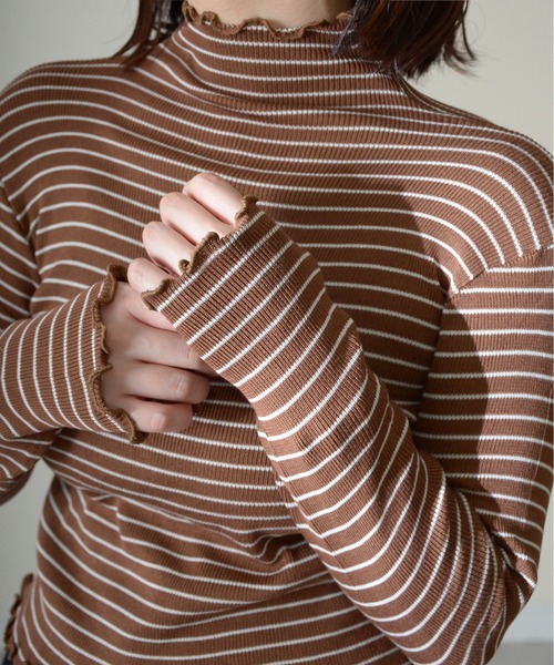 ibeul_（イベール）の「ハイネックメローボーダー長袖ニットトップス（ニット/セーター・レディース・ブラウン/ホワイト/ブラック/アイボリー/グレー・FREE）」の2枚目の写真