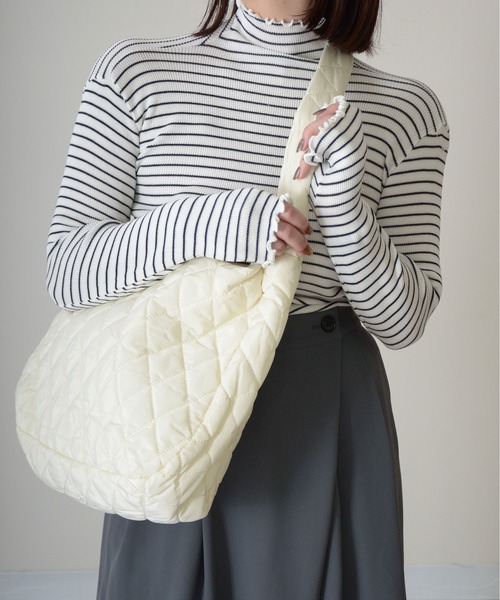 ibeul_（イベール）の「ハイネックメローボーダー長袖ニットトップス（ニット/セーター・レディース・ブラウン/ホワイト/ブラック/アイボリー/グレー・FREE）」の10枚目の写真