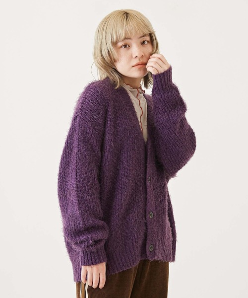 CUBE SUGAR（キューブシュガー）の「シャギーニットVネックカーディガン（カーディガン/ボレロ・レディース・レッド/チャコールグレー/パープル/イエロー・M）」の3枚目の写真