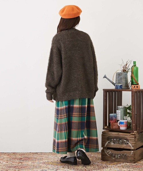 CUBE SUGAR（キューブシュガー）の「シャギーニットVネックカーディガン（カーディガン/ボレロ・レディース・レッド/チャコールグレー/パープル/イエロー・M）」の7枚目の写真