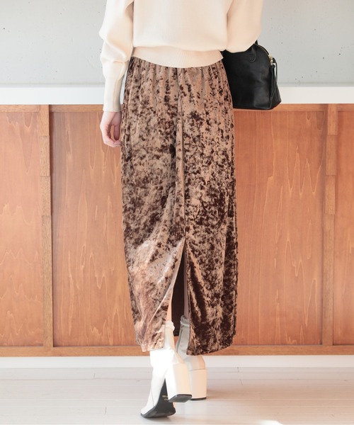 SETUP7（セットアップセブン）の「【SETUP7】クラッシュベロアロングスカート KNF037（スカート・レディース・ブラック/ブラウン・FREE）」の5枚目の写真
