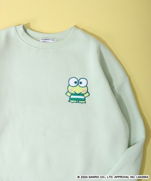 sanrio（サンリオ）の「sanrio characters サンリオキャラクターズ 裏起毛 ビッグシルエットトレーナー（スウェット・レディース・ブラック/ベージュ/ピンク系1/ピンク系2/ライトピンク/ホワイト系1/ブラック系1/ブラック系2/ブラック系3/ブルー系1/オフホワイト/カーキ/サックスブルー/クリーム/ラベンダー/オートミール/ネイビー/オレンジ/ライトグリーン/ブラック系4/ピンクベージュ/サックスブルー系1/ネイビー系1/杢グレー・F）」の13枚目の写真