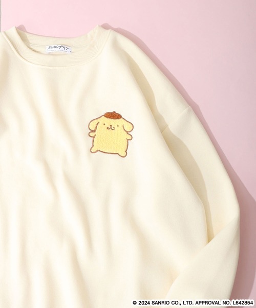sanrio（サンリオ）の「sanrio characters サンリオキャラクターズ 裏起毛 ビッグシルエットトレーナー（スウェット・レディース・ブラック/ベージュ/ピンク系1/ピンク系2/ライトピンク/ホワイト系1/ブラック系1/ブラック系2/ブラック系3/ブルー系1/オフホワイト/カーキ/サックスブルー/クリーム/ラベンダー/オートミール/ネイビー/オレンジ/ライトグリーン/ブラック系4/ピンクベージュ/サックスブルー系1/ネイビー系1/杢グレー・F）」の10枚目の写真
