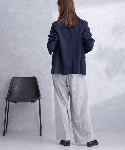 NANO universe（ナノユニバース）の「トロストレッチ2タックワイドパンツ（セットアップ可）（スラックス・レディース・ライトグレー/ネイビー・S/M）」の10枚目の写真