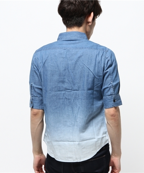 VENCEEXCHANGE（ヴァンスエクスチェンジ）の「デニムグラデーション5分袖シャツ（シャツ/ブラウス・メンズ・ダークネイビー/ブルー・SMALL/LARGE/MEDIUM）」の5枚目の写真