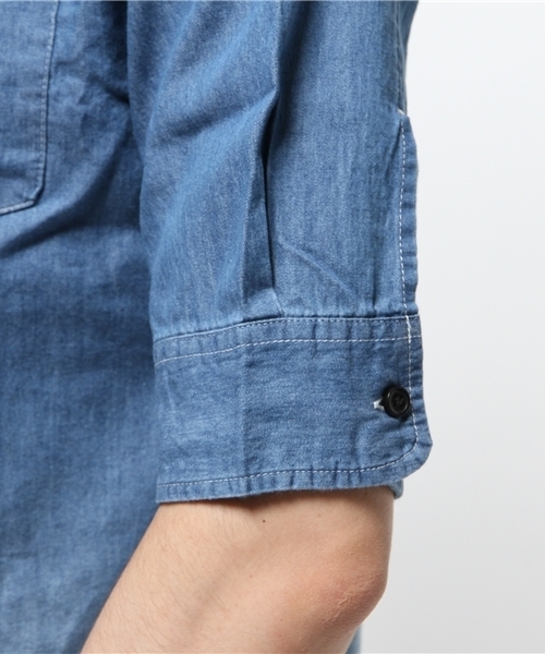 VENCEEXCHANGE（ヴァンスエクスチェンジ）の「デニムグラデーション5分袖シャツ（シャツ/ブラウス・メンズ・ダークネイビー/ブルー・SMALL/LARGE/MEDIUM）」の7枚目の写真