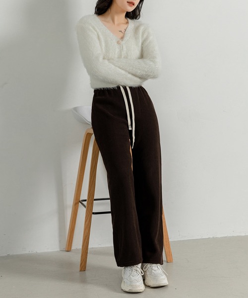 DAY CLOSET（デイ クローゼット）の「【裏起毛/大きいサイズ有/ウエストゴム調整紐付き】冬に暖かコーデュロイワイドシルエットパンツ レディース（その他パンツ・レディース・ダークネイビー/ピンク/アイボリー/ブラック/ブラウン/ダークグレー・M/S/XL/L）」の19枚目の写真