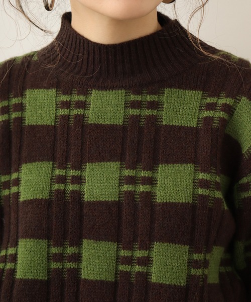Chiaro（キアロ）の「chiaro 配色ハイネックニット（ニット/セーター・レディース・グリーン/オフホワイト/ネイビー・40）」の6枚目の写真