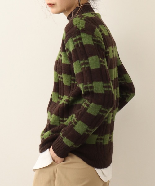 Chiaro（キアロ）の「chiaro 配色ハイネックニット（ニット/セーター・レディース・グリーン/オフホワイト/ネイビー・40）」の19枚目の写真
