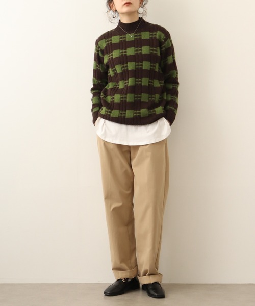 Chiaro（キアロ）の「chiaro 配色ハイネックニット（ニット/セーター・レディース・グリーン/オフホワイト/ネイビー・40）」の16枚目の写真