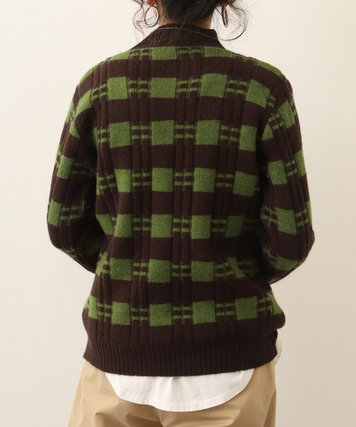 Chiaro（キアロ）の「chiaro 配色ハイネックニット（ニット/セーター・レディース・グリーン/オフホワイト/ネイビー・40）」の17枚目の写真