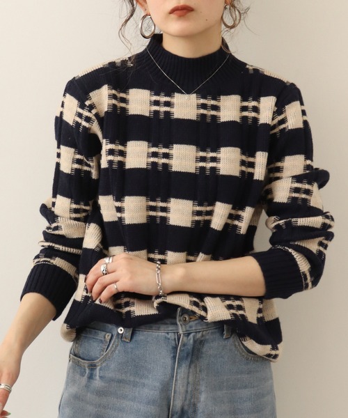 Chiaro（キアロ）の「chiaro 配色ハイネックニット（ニット/セーター・レディース・グリーン/オフホワイト/ネイビー・40）」の13枚目の写真