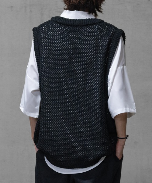 ブラックアンドホワイト　メッシュベスト　レジェンド女子プロ複数サイン入り JOHN'S CLOSET ベスト ジレ 「a」クロシェポケット オーバー