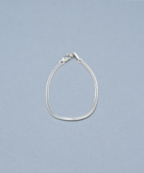 UNITED TOKYO（ユナイテッドトウキョウ）の「SLV925 Twist プレーンプレスレット（ブレスレット・メンズ・シルバー・FREE）」の4枚目の写真