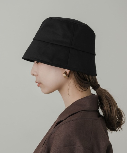 SMELLY(スメリー)の「ダウンブリムバケットハット(ハット・レディース・モカ/アイボリー/ブラック・-)」の1枚目の写真