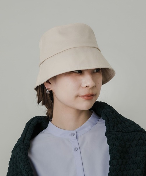 SMELLY(スメリー)の「ダウンブリムバケットハット(ハット・レディース・モカ/アイボリー/ブラック・-)」の8枚目の写真