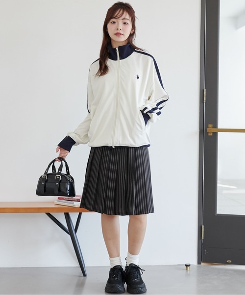 U.S. POLO ASSN.（ユーエスポロアッスン）の「∴WEGO/【25年春夏/待望の再入荷！】U.S. POLO ASSN.別注ライントラックジャケット（ジャージ・レディース・ネイビー/ベージュ/オフホワイト/ワイン・FREE）」の10枚目の写真