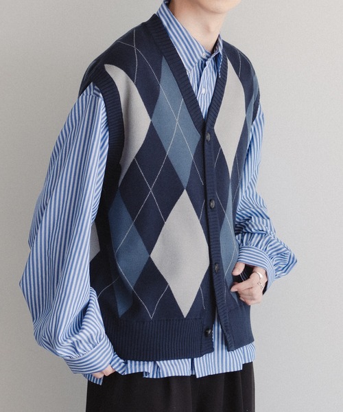 epnok（エプノック）の「アーガイルニットベスト（ベスト・メンズ・ブルー/ネイビー・LARGE/MEDIUM/SMALL）」の16枚目の写真