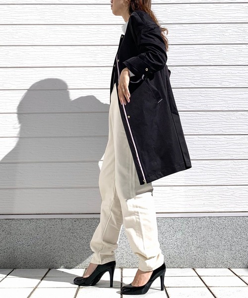 Q（キュー）の「テーパードデニム（デニムパンツ・レディース・アイボリー・MEDIUM/SMALL）」の14枚目の写真