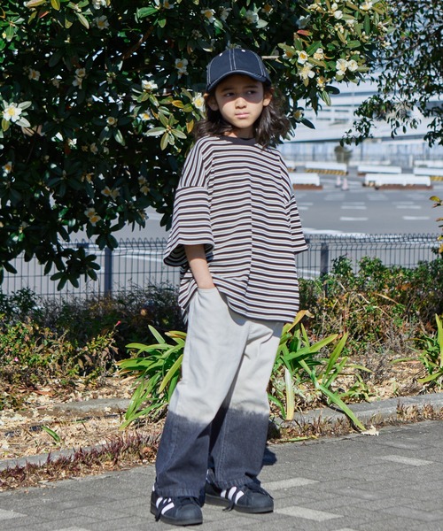 PAIRMANON STREET（ペアマノンストリート）の「【PAIRMANON STREET】グラデーション ブリーチ ワイド ストレート デニム パンツ（デニムパンツ・キッズ・インディゴブルー/ブラック・160/140/90/150/120/100/110/130）」の6枚目の写真