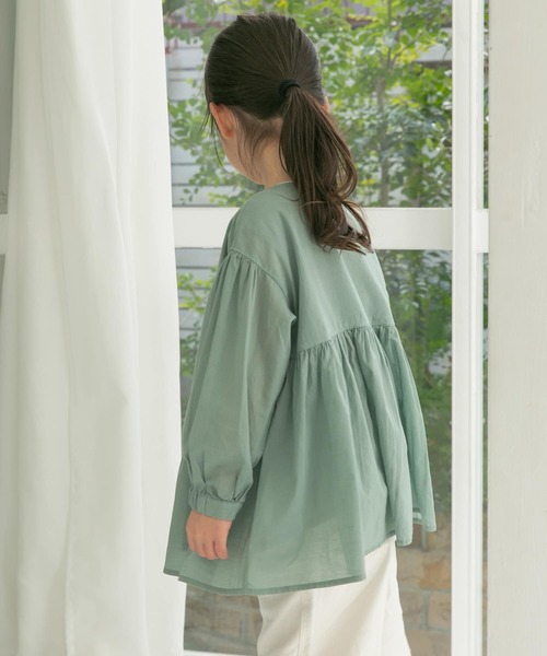 URBAN RESEARCH DOORS（アーバンリサーチドアーズ）の「『親子リンク』コットンボイル2WAYブラウス(KIDS)（シャツ/ブラウス・キッズ・ミント/オフホワイト・135/120/105）」の21枚目の写真