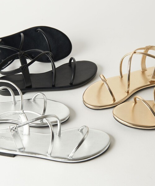 BEAUTY&YOUTH UNITED ARROWS（ビューティーアンドユースユナイテッドアローズ）の「スマートクロス バックストラップ サンダル（サンダル・レディース・シルバー/ブラック/ゴールド・36/38/37）」の4枚目の写真