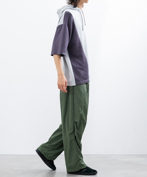 JUNRED(ジュンレッド)の「【 冷感、サステナブル、イージーケア】j.n.r.d / エアーシルケットカラーブロッキングプルパーカー(パーカー・メンズ・ホワイト/ライトグリーン/チャコールグレー・M/L/LL)」の6枚目の写真