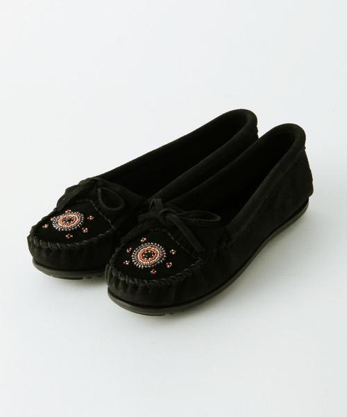 Minnetonka（ミネトンカ）の「MINNETONKA モカシン/ BC MINNETONKA　MOCA◆（モカシン/デッキシューズ・レディース・ブラック/ベージュ/ターコイズブルー・6/8/7/5）」の2枚目の写真