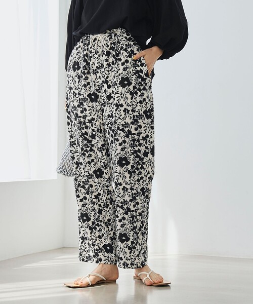 coen（コーエン）の「バイカラーボタニカルプリントテーパードパンツ（その他パンツ・レディース・ネイビー/オレンジ系その他/ナチュラル・L/M）」の2枚目の写真