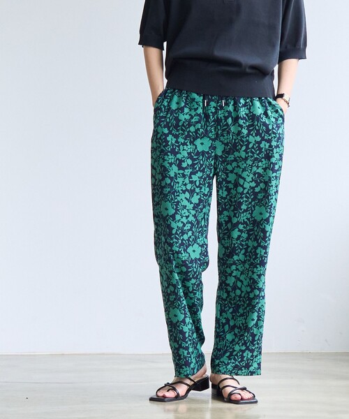 coen（コーエン）の「バイカラーボタニカルプリントテーパードパンツ（その他パンツ・レディース・ネイビー/オレンジ系その他/ナチュラル・L/M）」の3枚目の写真