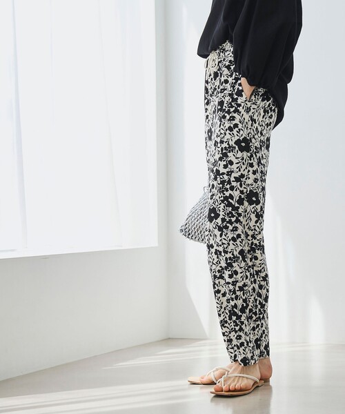 coen（コーエン）の「バイカラーボタニカルプリントテーパードパンツ（その他パンツ・レディース・ネイビー/オレンジ系その他/ナチュラル・L/M）」の16枚目の写真