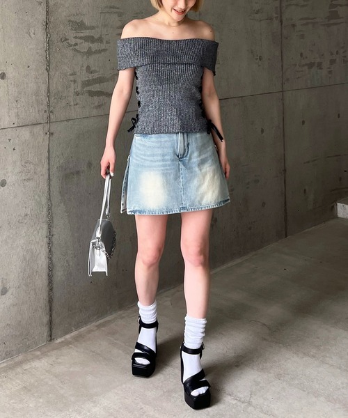 SPIRALGIRL(スパイラルガール)の「レースアップサテンリボンバレエコアオフショルラメニット(ニット/セーター・レディース・グレー/ブラック/ピンク・FREE)」の20枚目の写真