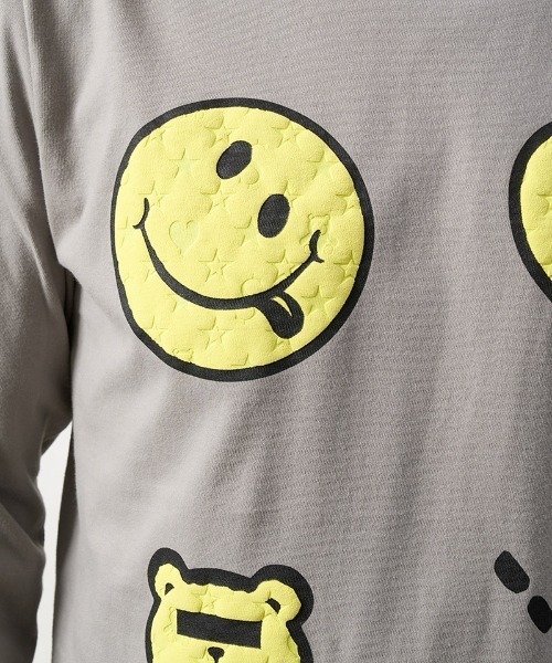 STUD MUFFIN(スタッドマフィン)の「mlt4733-5.6ozコットン天竺 4モチーフ発泡プリントLS Tシャツ(Tシャツ/カットソー・メンズ・ホワイト/チャコールグレー/ブラック・4/3/2)」の21枚目の写真