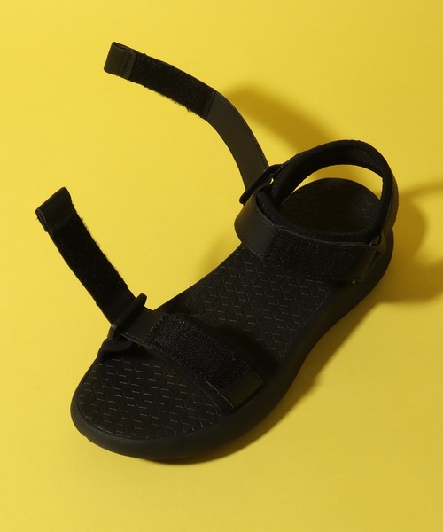 U.S. POLO ASSN.（ユーエスポロアッスン）の「【U.S. POLO ASSN./ユーエスポロアッスン】軽量 ワンポイント スポーツサンダル（サンダル・レディース・ホワイト/ブラック/ベージュ・24.0cm/23.0cm/22.0cm/23.5cm/24.5cm/25.0cm）」の14枚目の写真