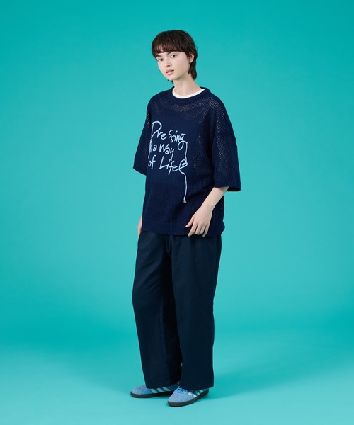 ONCILY(オンシェリー)の「HAND WRITTEN EMBROIDERY MESH KNIT / ハンドライティング刺繍メッシュニット(ニット/セーター・メンズ・ネイビー/ブラック・SMALL/MEDIUM/LARGE)」の16枚目の写真