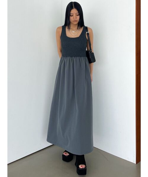 EMODA（エモダ）の「ナイロンドッキングニットワンピース（ワンピース・レディース・ホワイト/グレー/ブラック・FREE）」の19枚目の写真