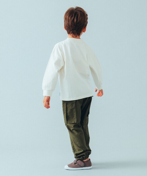 こども ビームス(コドモビームス)の「kodomo ロゴ ロングスリーブ Tシャツ 2024(90~140cm)(Tシャツ/カットソー・キッズ・オフホワイト/ネイビー・100/110/120/130/140/90)」の5枚目の写真